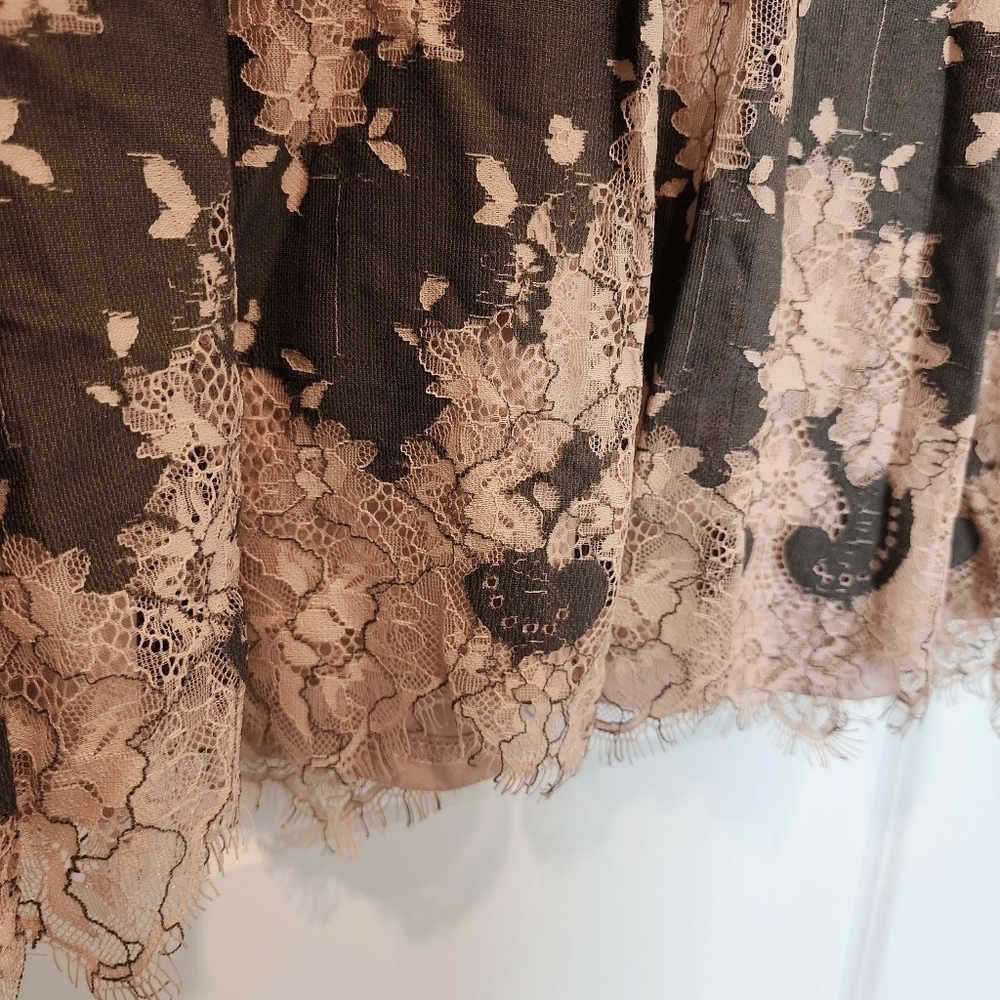 NWT Jodifl Eyelash Lace Floral Chevron Tunic Top Women's Size Large L Boho New - Picture 3 of 10